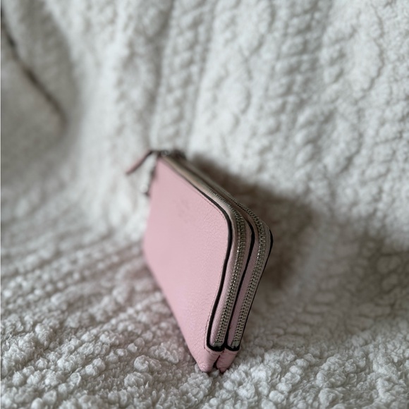 Vintage Coach Y2K Light Pink Pebbled Leather Wristlet Wallet Double Zipper - Picture 9 of 11